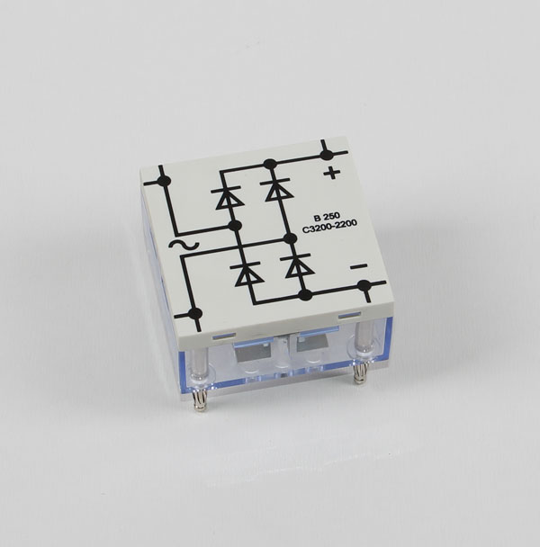 Brückengleichrichter B250/C3700, STE 4/50