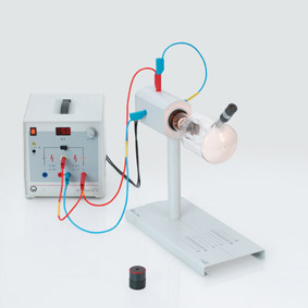 Ablenkung von Elektronenstrahlen im magnetischen Feld - Perrin-Röhre und Dauermagnet