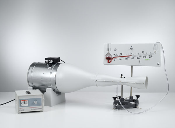 Statischer Druck und Bestimmung des Volumenstroms mit einem Venturi-Rohr - Druckmessung mit dem Feinmanometer