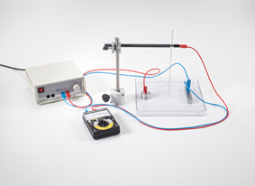 Darstellung der Äquipotentiallinien elektrischer Felder